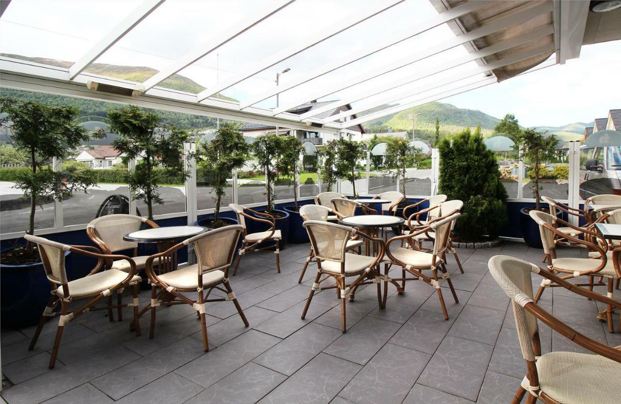 Sentrum Hotel นอร์ดฟยอร์ไดด์ ภายนอก รูปภาพ